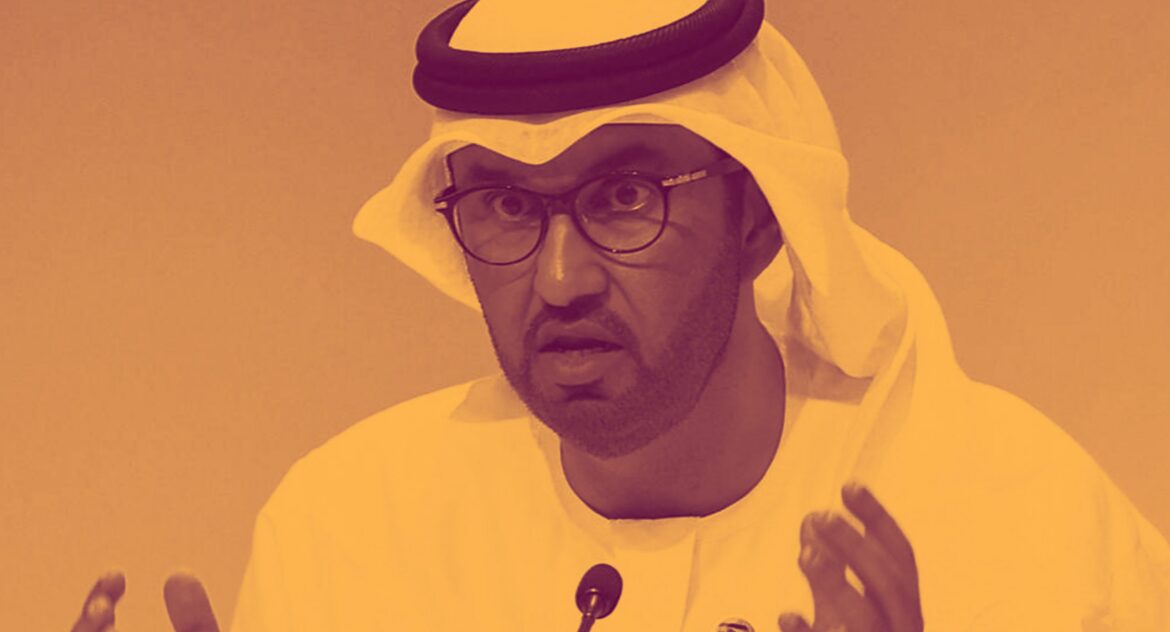 metal-retro-microphone-vintage-microphone-2023-11-27-05-27-38-utc